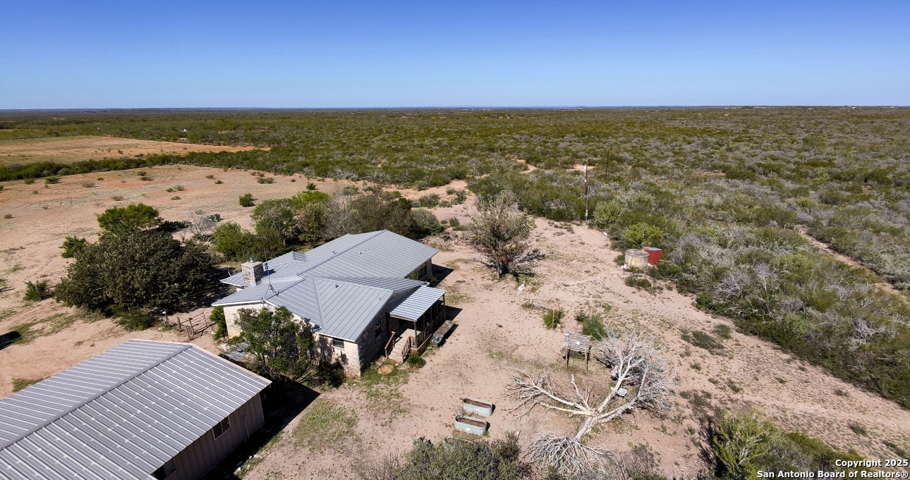 2198 CR 653, Devine, TX, 78016 | 1922049 | Realty Texas LLC