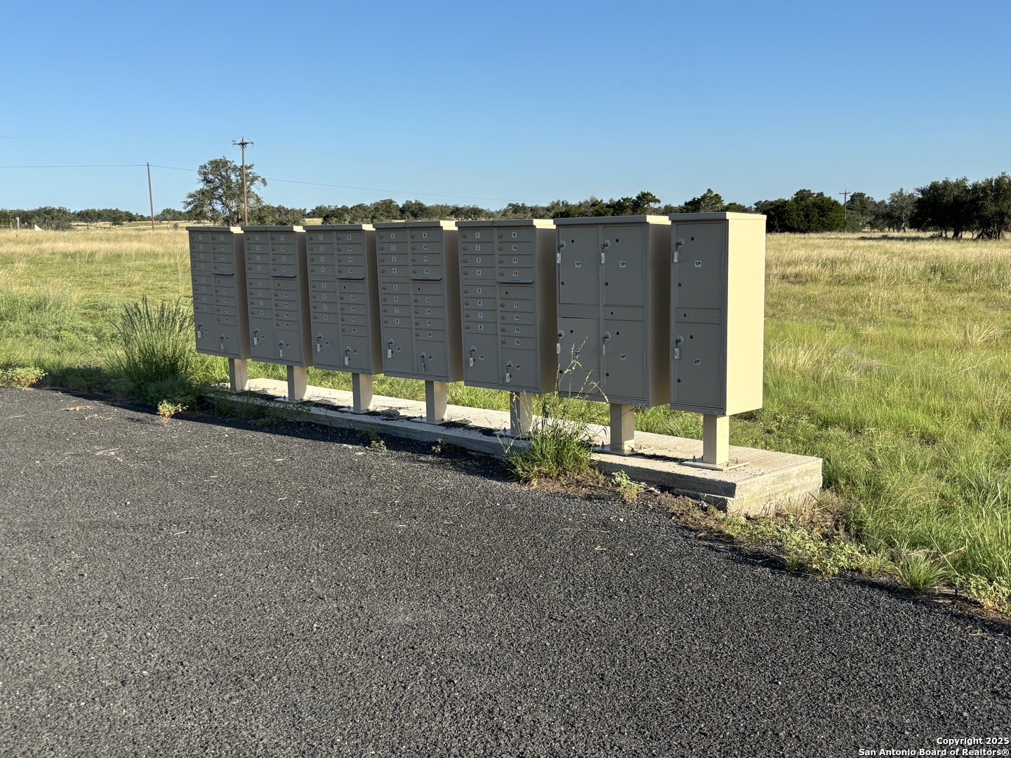 183 Lipan Loop, HARPER, TX, 78631 | 1922355 | Realty Texas LLC