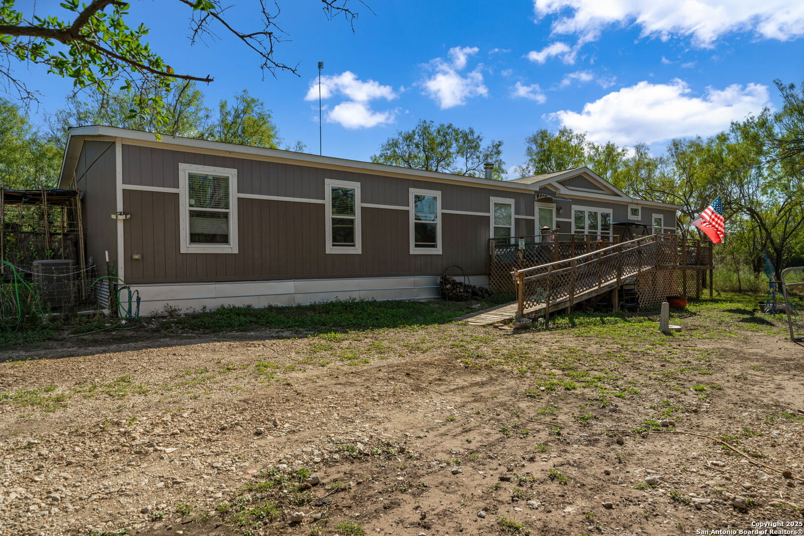 14350 Interstate 35, Von Ormy, TX, 78073 | 1919831 | Realty Texas LLC