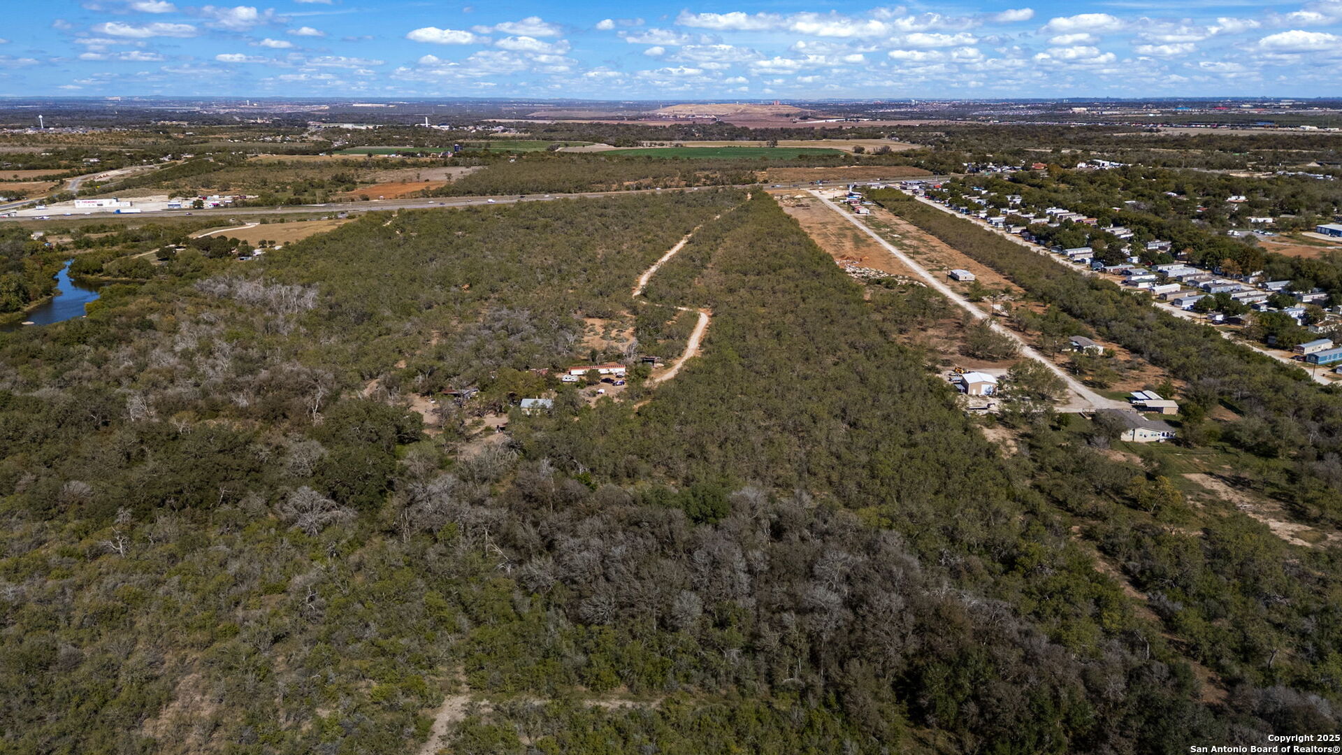 14350 Interstate 35, Von Ormy, TX, 78073 | 1919831 | Realty Texas LLC