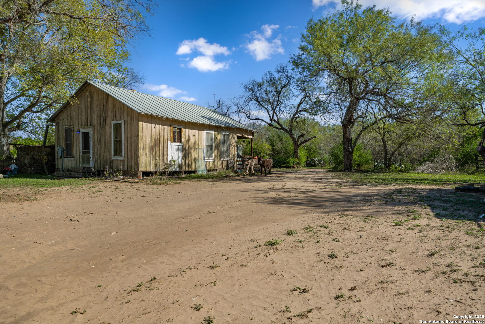14350 Interstate 35, Von Ormy, TX, 78073 | 1919831 | Realty Texas LLC