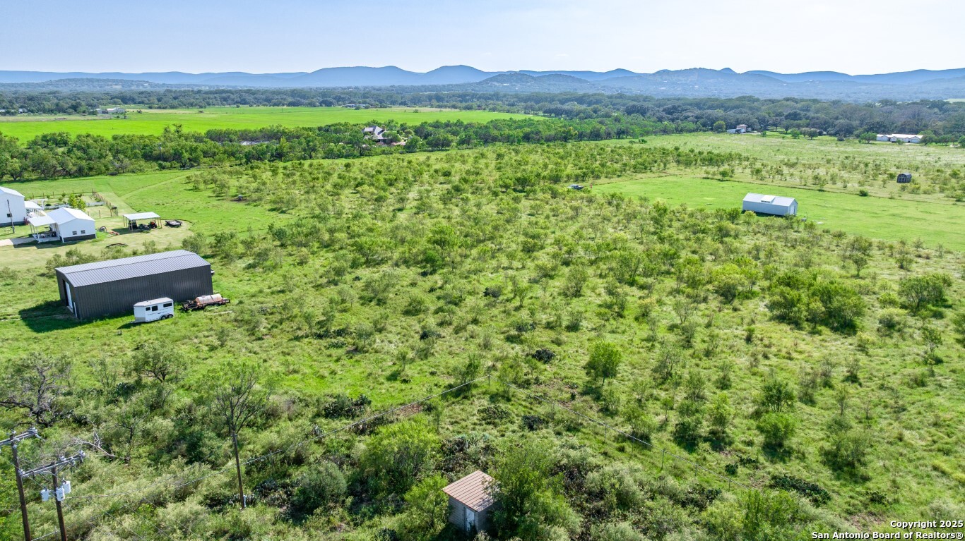 299 River View Drive, Utopia, TX, 78884 | 1925794 | Realty Texas LLC