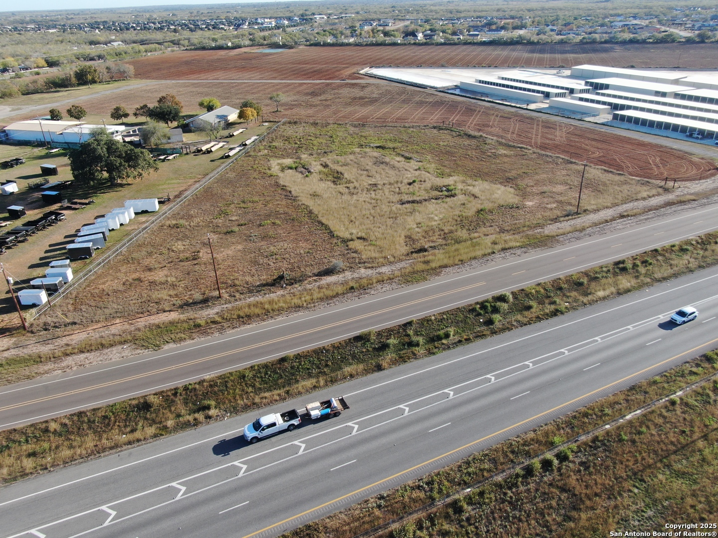 00 Ih 35, Lytle, TX, 78052 | 1929967 | Realty Texas LLC