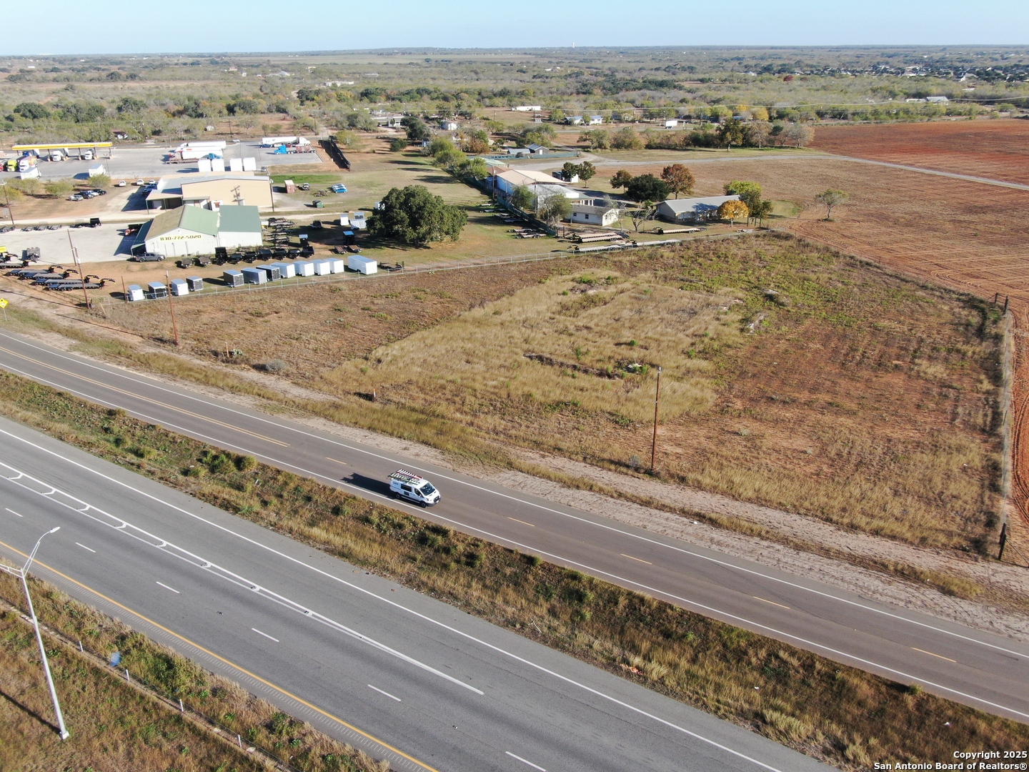 00 Ih 35, Lytle, TX, 78052 | 1929967 | Realty Texas LLC