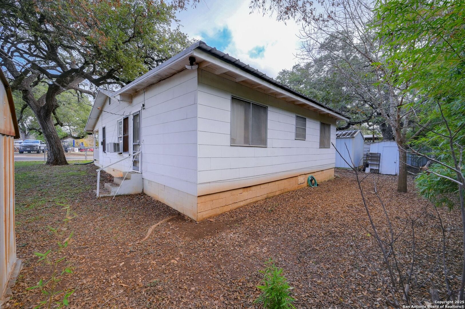 309 8th, BLANCO, TX, 78606 | 1930256 | Realty Texas LLC