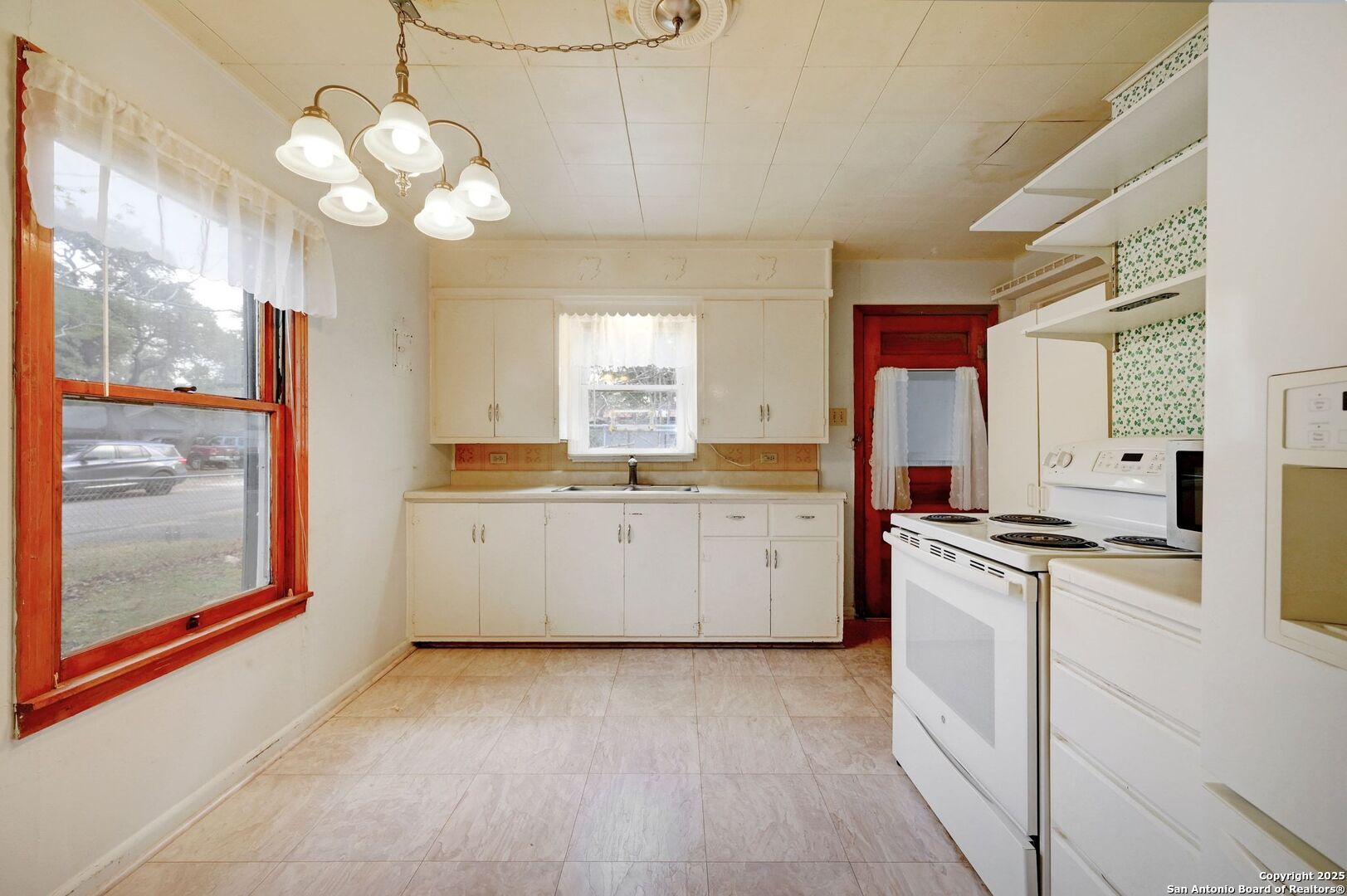 309 8th, BLANCO, TX, 78606 | 1930256 | Realty Texas LLC