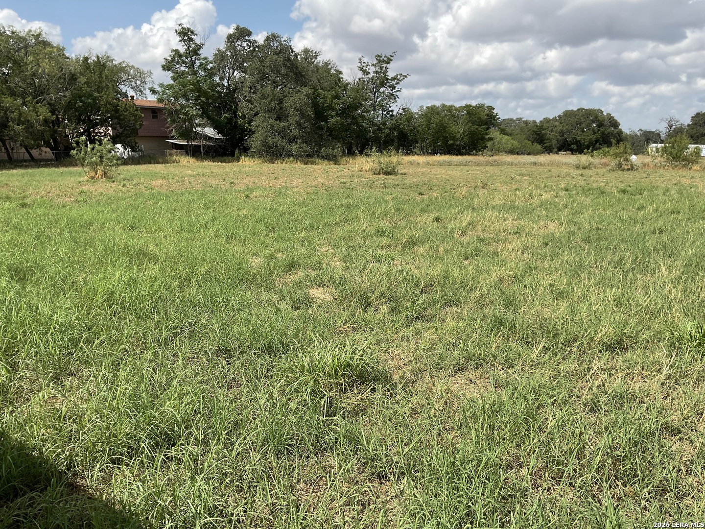 000 Libold, Devine, TX, 78016 | 1939965 | Realty Texas LLC