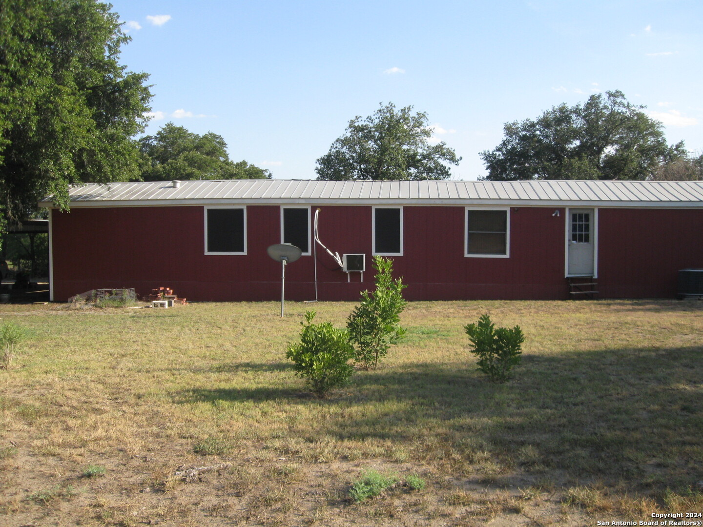580 CR 663, Devine, TX, 78016 | 1940702 | Realty Texas LLC