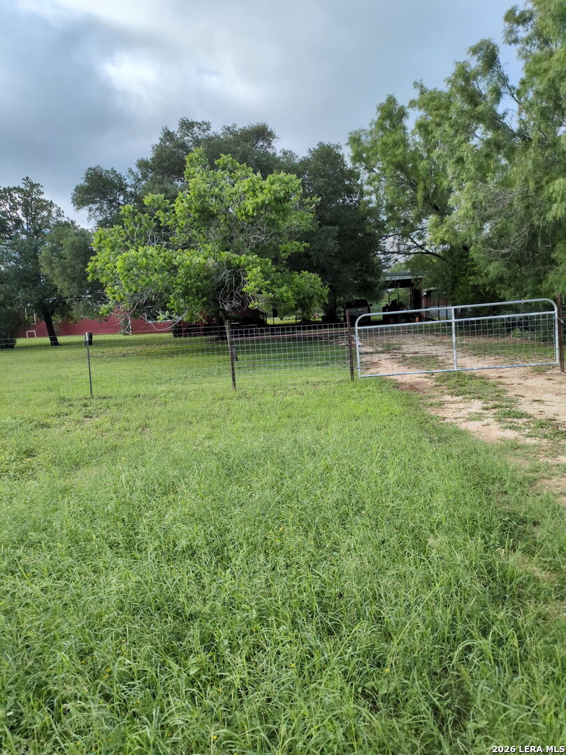 580 CR 663, Devine, TX, 78016 | 1940702 | Realty Texas LLC