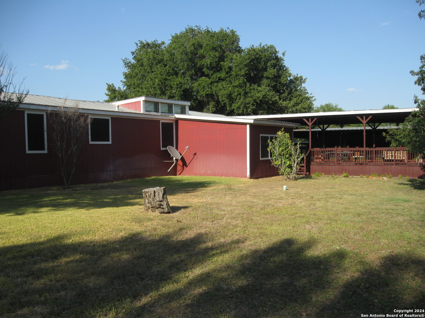 580 CR 663, Devine, TX, 78016 | 1940702 | Realty Texas LLC