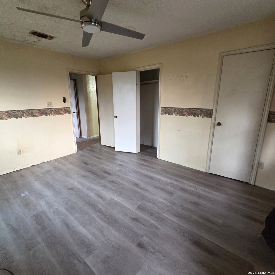 531 Deer Loop, LaGrange, TX, 78945 | 1943336 | Realty Texas LLC