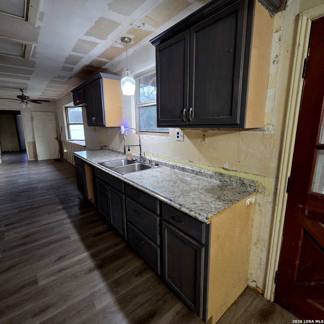 531 Deer Loop, LaGrange, TX, 78945 | 1943336 | Realty Texas LLC