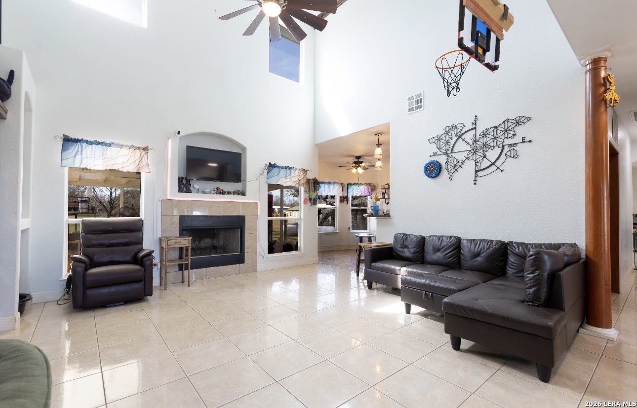 5980 Smith, Von Ormy, TX, 78073 | 1943656 | Realty Texas LLC