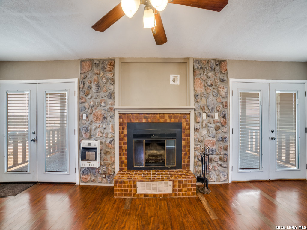 6953 Von Ormy Rd, Von Ormy, TX, 78073 | 1941828 | Realty Texas LLC