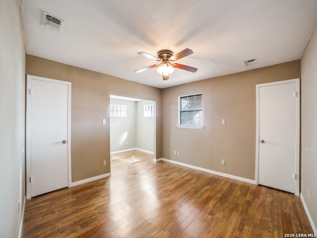 6953 Von Ormy Rd, Von Ormy, TX, 78073 | 1941828 | Realty Texas LLC