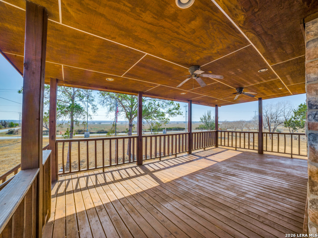 6953 Von Ormy Rd, Von Ormy, TX, 78073 | 1941828 | Realty Texas LLC