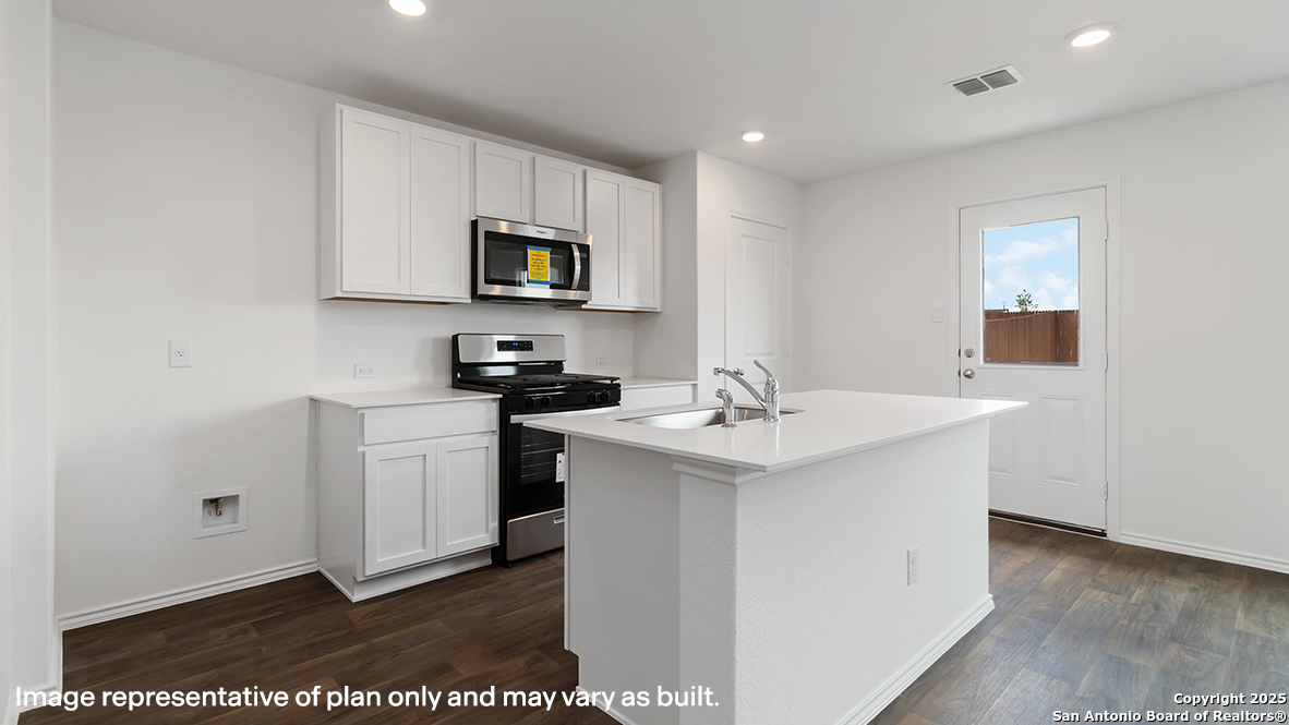15430 Mint Patch Meadow, Von Ormy, TX, 78073 | 1946532 | Realty Texas LLC