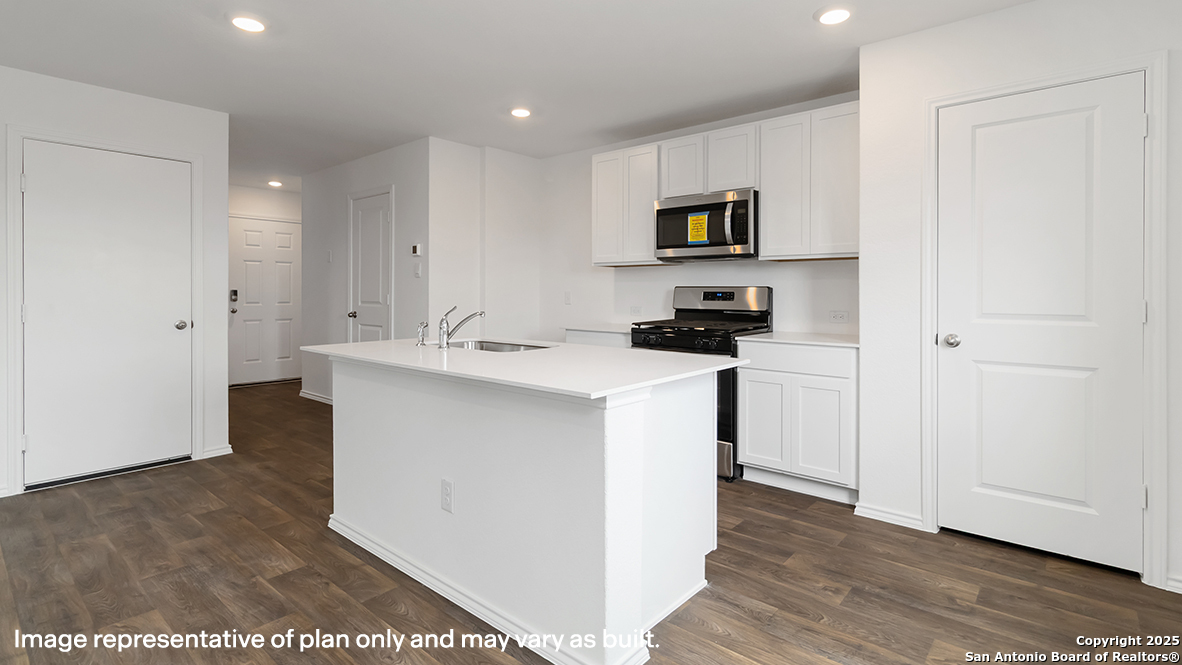 15430 Mint Patch Meadow, Von Ormy, TX, 78073 | 1946532 | Realty Texas LLC