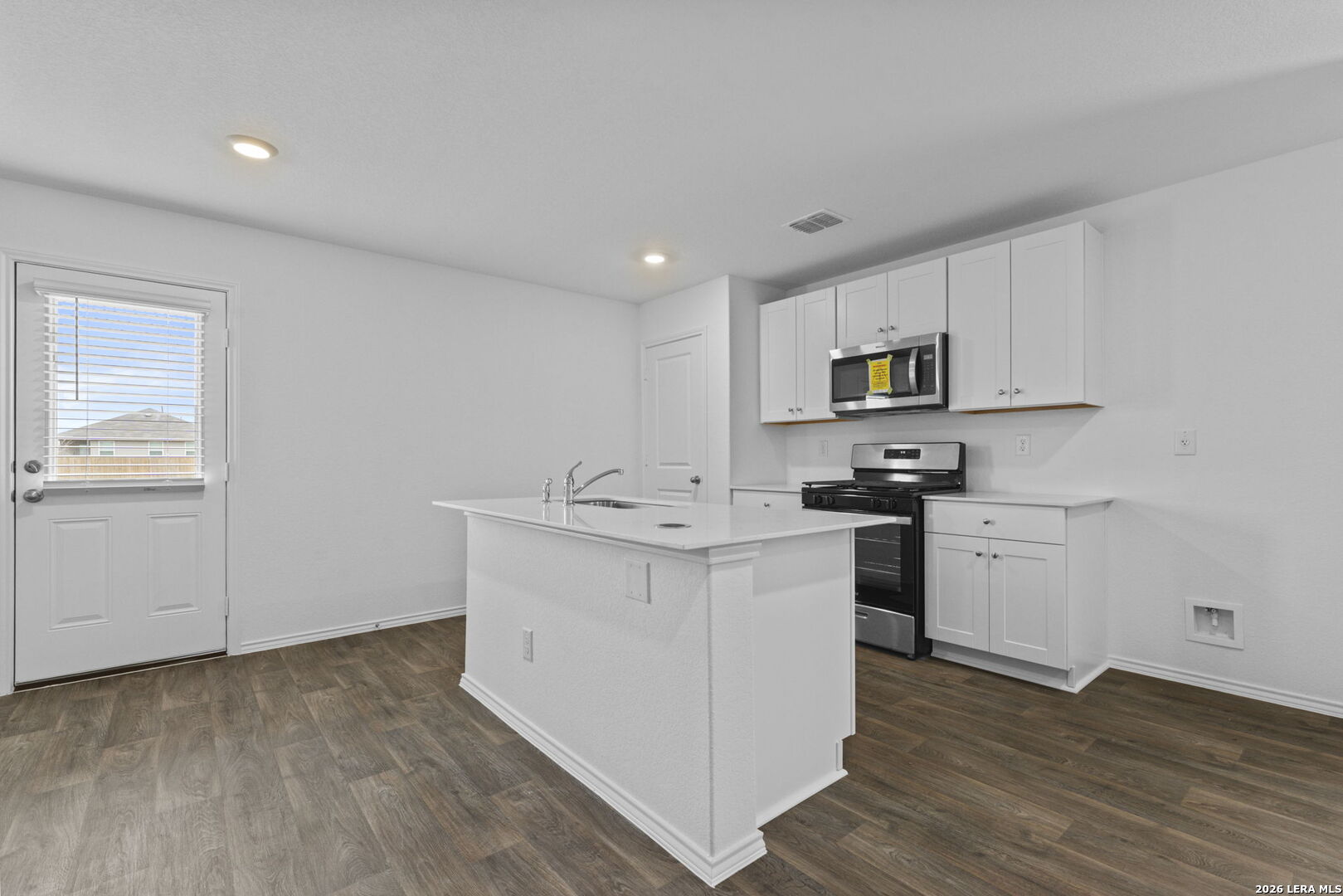 15515 Mint Patch Meadow, Von Ormy, TX, 78073 | 1949461 | Realty Texas LLC