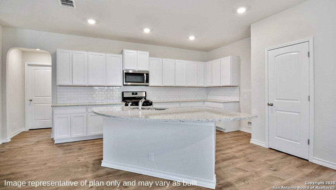 12744 El Arrayan, Converse, TX, 78109 | 1949555 | Realty Texas LLC
