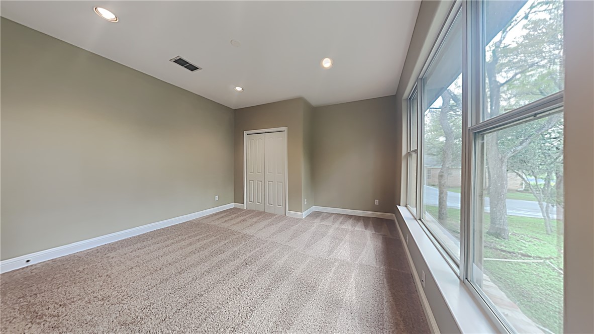 701 Willow Ridge Drive