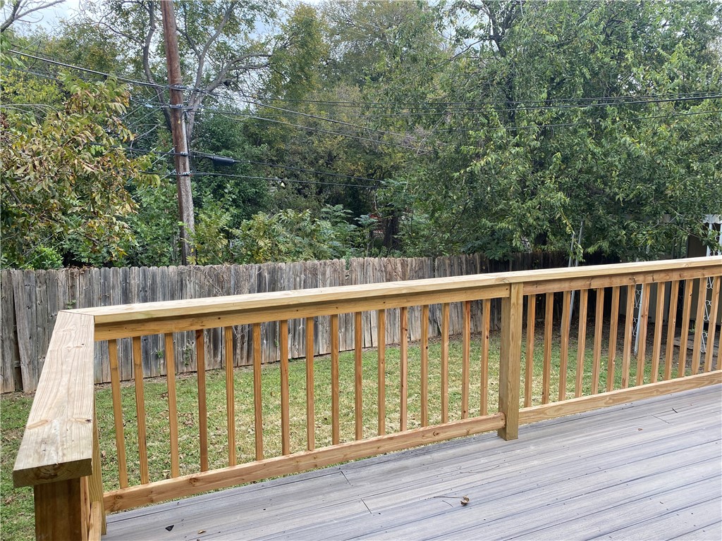 2300 Loyola Lane , Austin, TX, 78723 | 7126922 | Realty Texas LLC