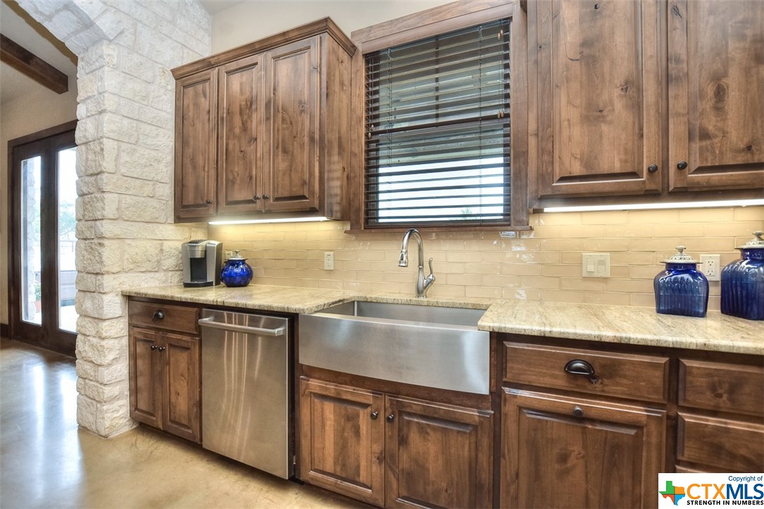 2831 County Road 329 , Granger, TX, 76530 | 458129 | Realty Texas LLC