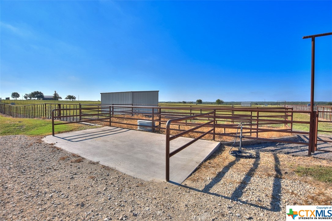 2831 County Road 329 , Granger, TX, 76530 | 458129 | Realty Texas LLC