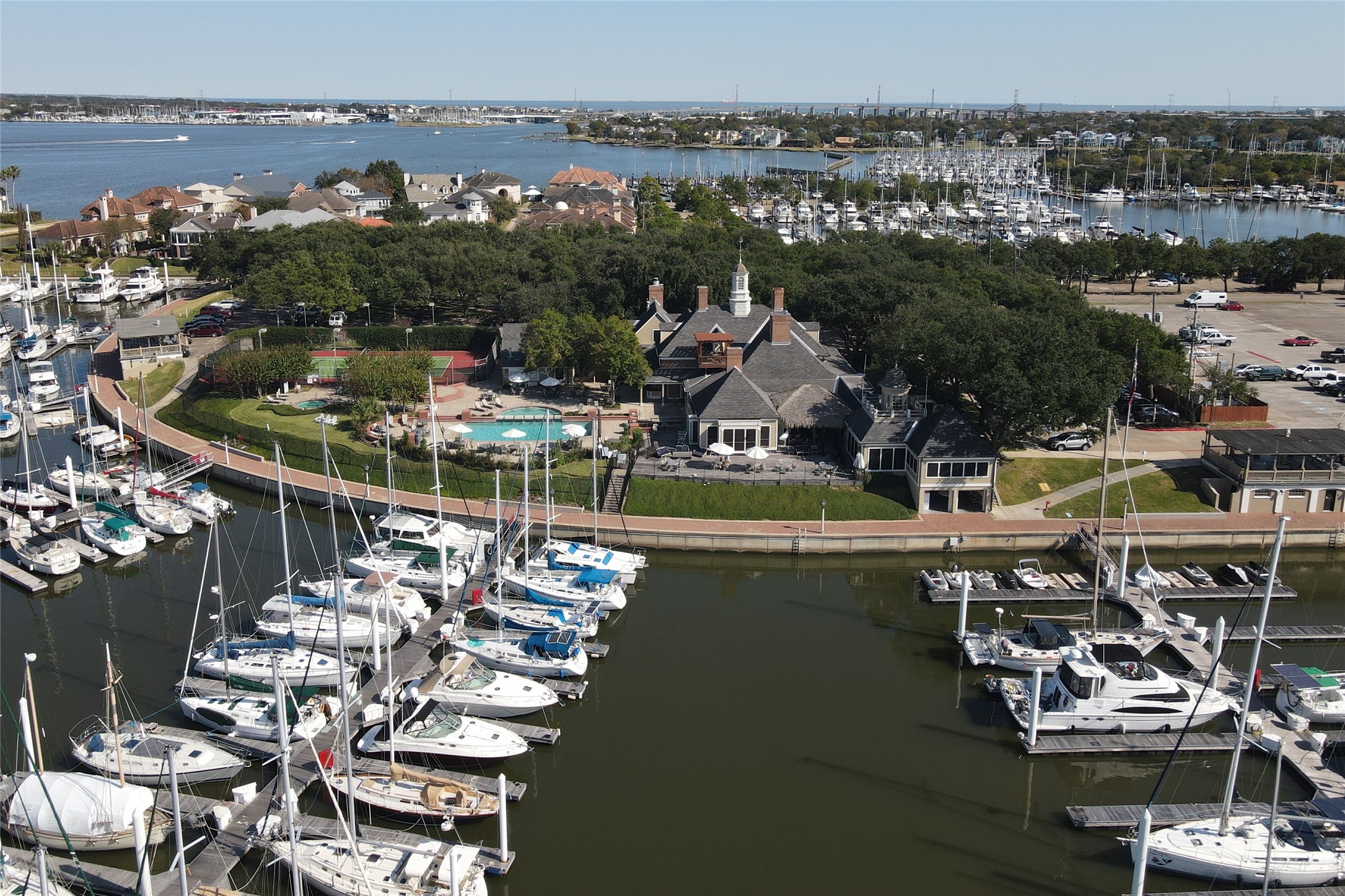 722 Harborside Way , Kemah, TX, 77565 | 80855796 | Realty Texas LLC