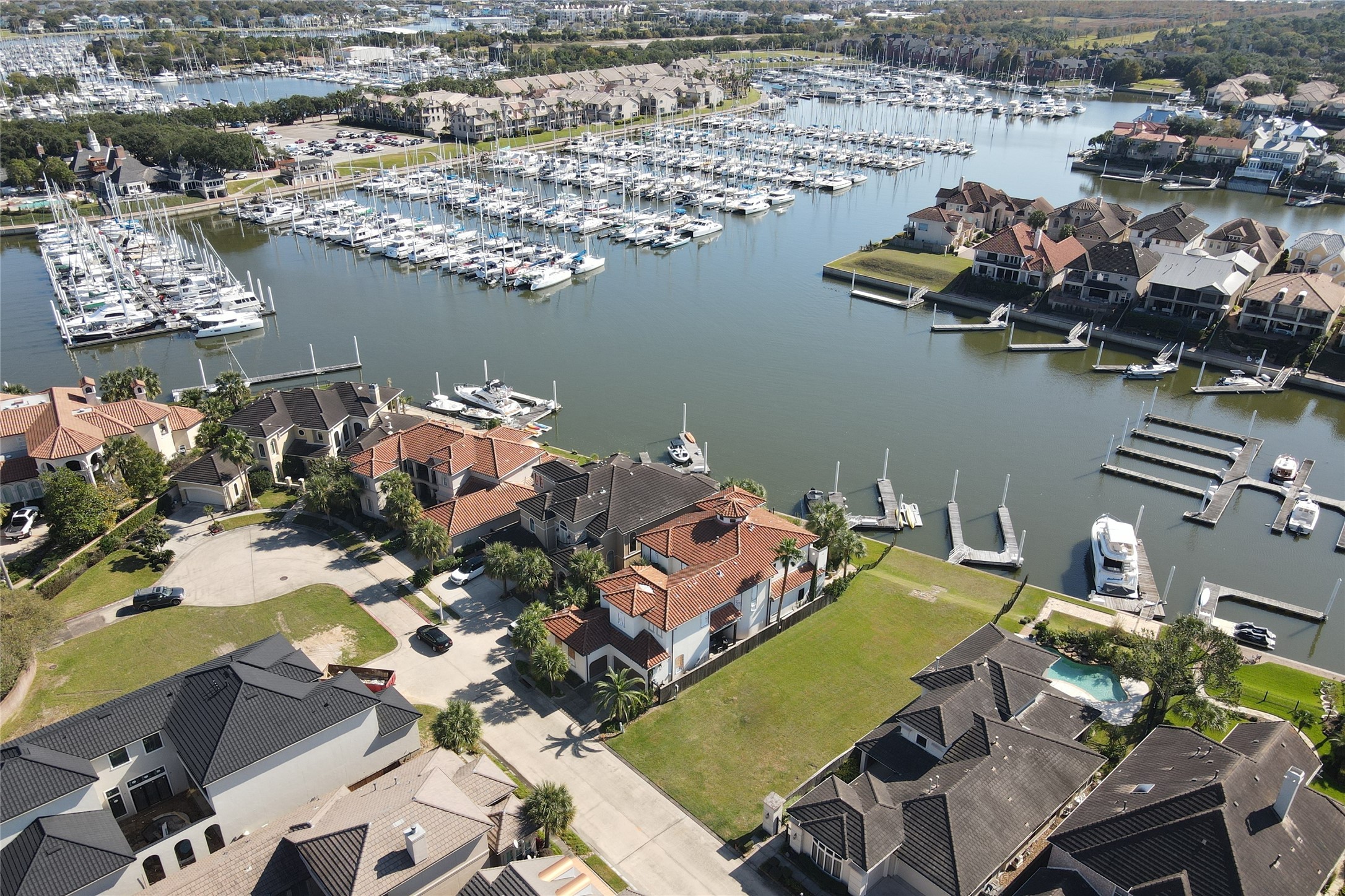 722 Harborside Way , Kemah, TX, 77565 | 80855796 | Realty Texas LLC