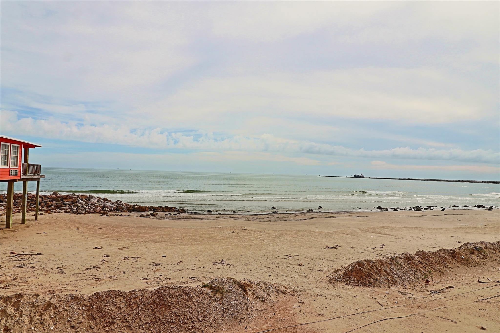 1107 White Cap Drive , Surfside Beach, TX, 77541 | 2923104 | Realty Texas LLC