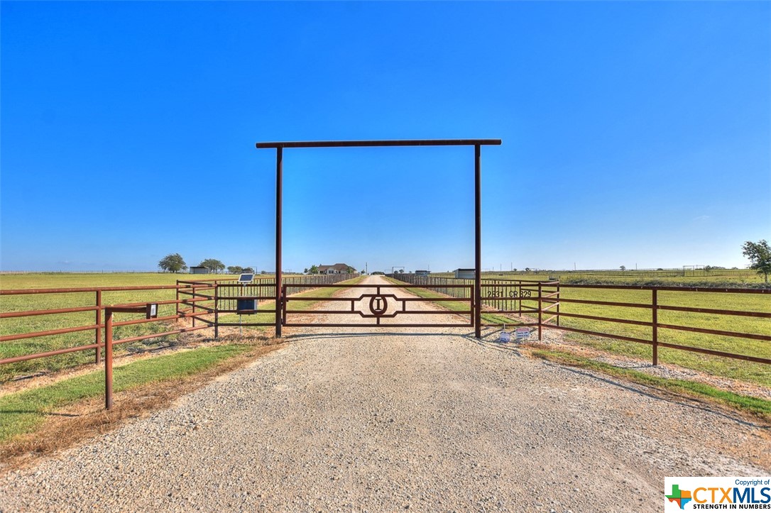 2831 County Road 329 , Granger, TX, 76530 | 458260 | Realty Texas LLC