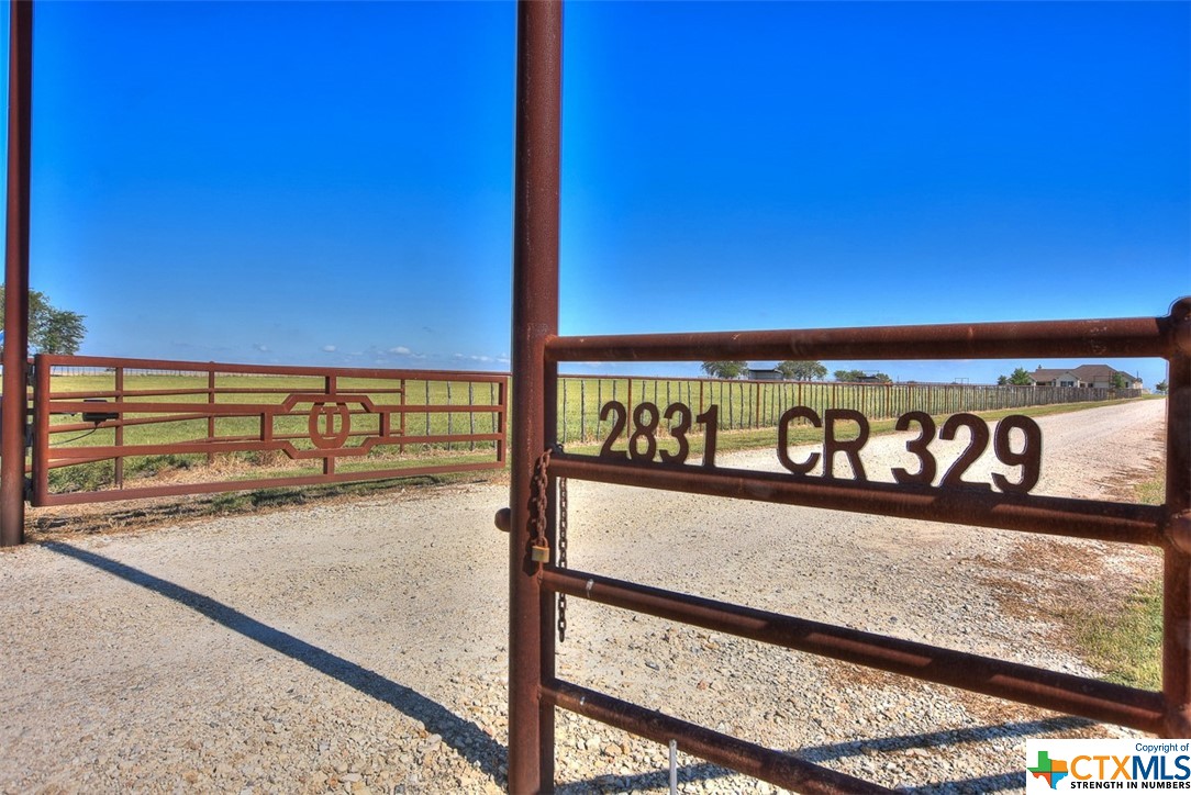2831 County Road 329 , Granger, TX, 76530 | 458260 | Realty Texas LLC