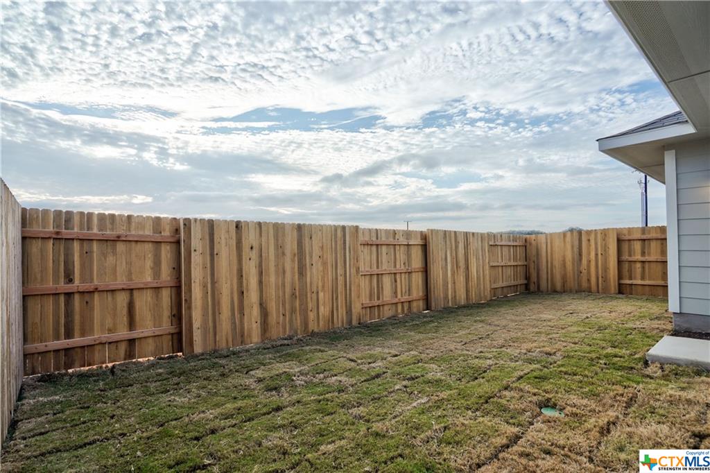 171 White Dunes Drive , Maxwell, TX, 78656 | 458043 | Realty Texas LLC