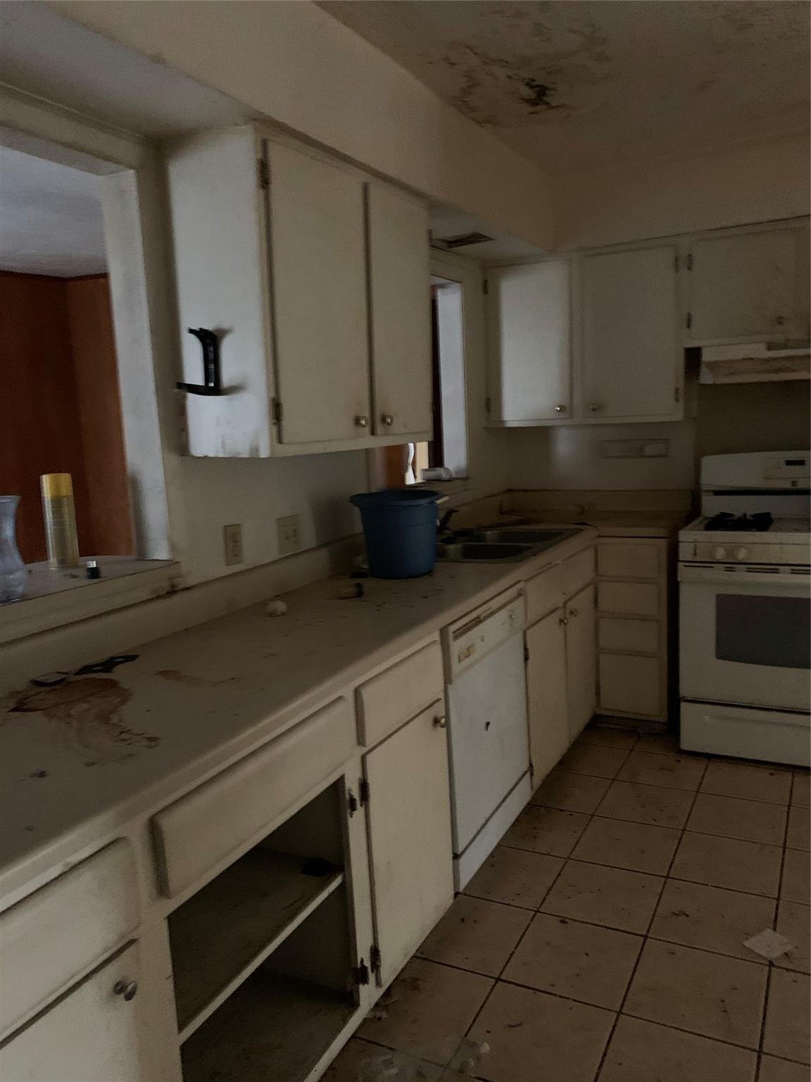 4121 Clover Street , Houston, TX, 77051 | 76563058 | Realty Texas LLC