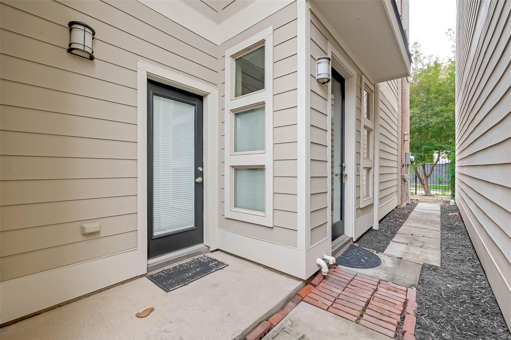 1109 Studer Street , Houston, TX, 77007 | 28090005 | Realty Texas LLC