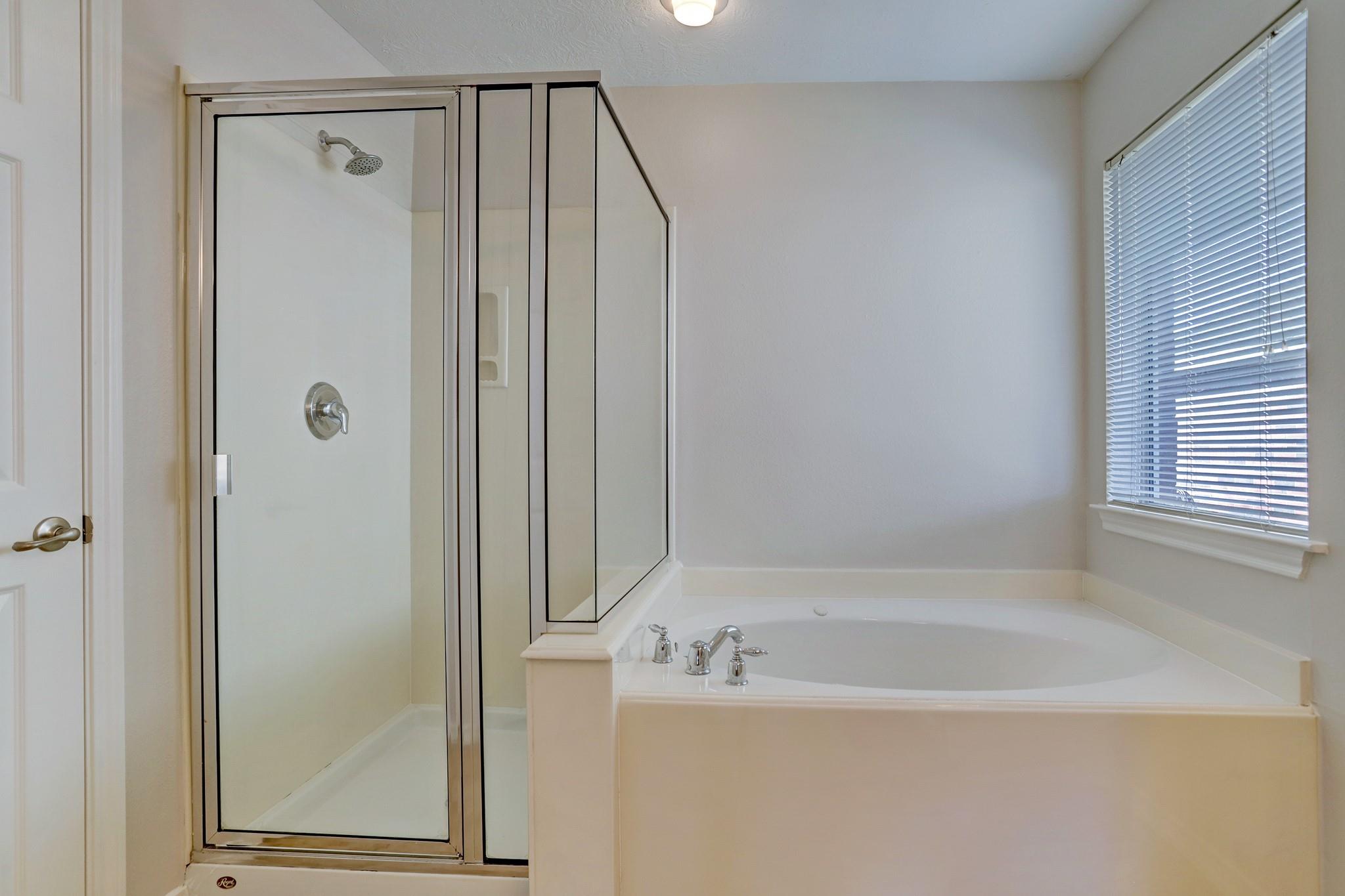 5506 Bowles Court , Spring, TX, 77388 | 44007794 | Realty Texas LLC