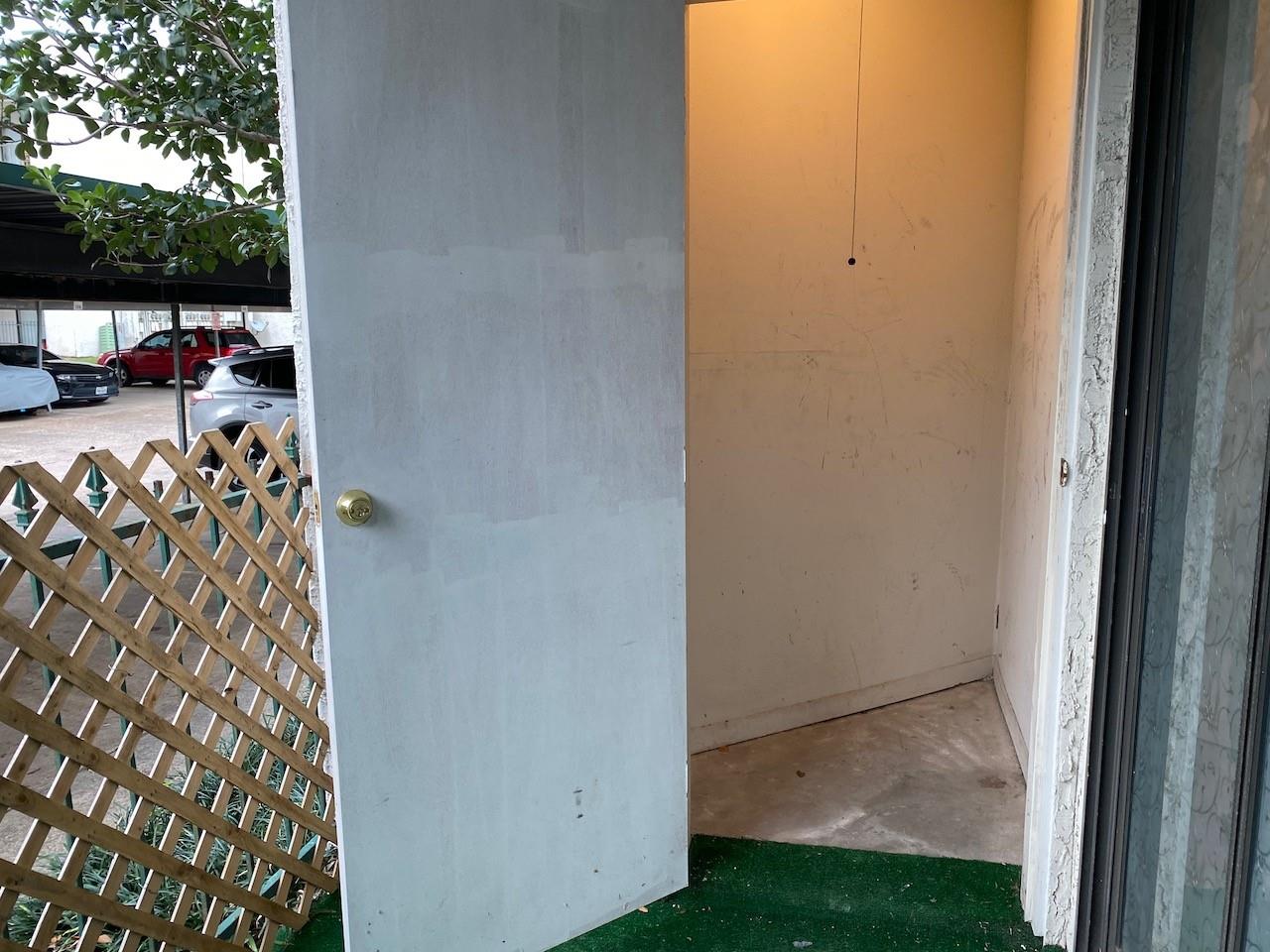 2814 S Bartell Drive J5 , Houston, TX, 77054 | 10468721 | Realty Texas LLC