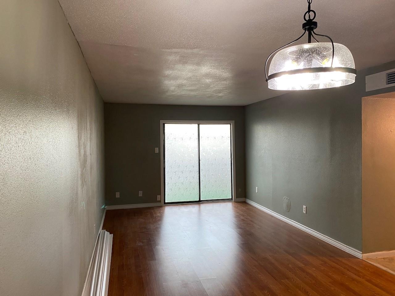 2814 S Bartell Drive J5 , Houston, TX, 77054 | 10468721 | Realty Texas LLC