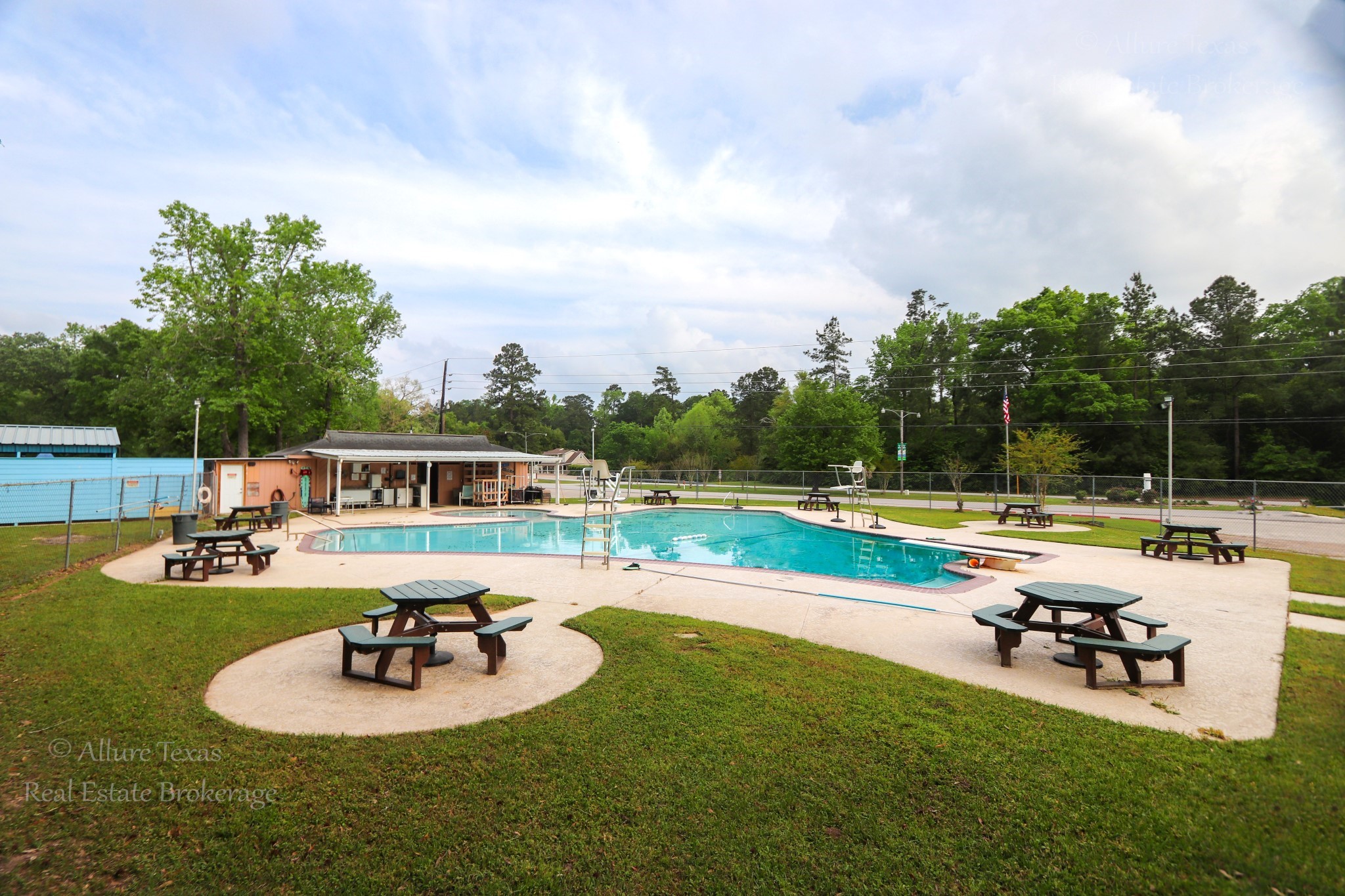 Lot 1-2 Appian Way, Roman Forest, TX, 77357 | 81478288 | Realty Texas LLC