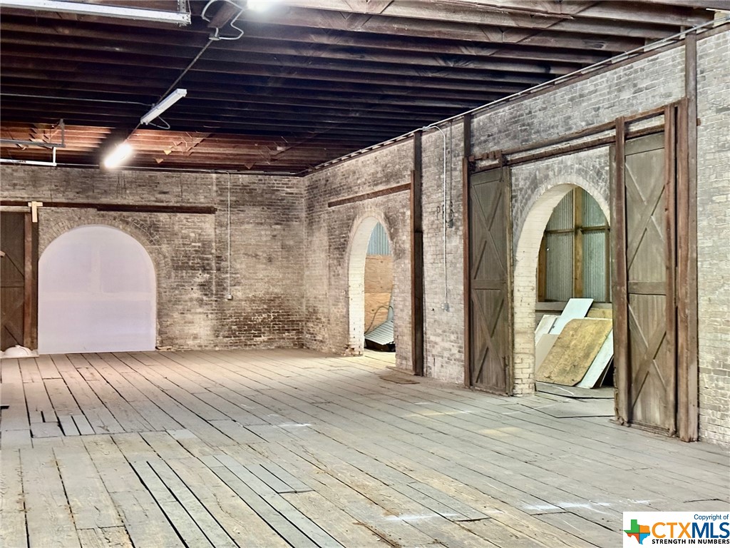 200 W New Braunfels Street W3, Seguin, TX, 78155 | 459166 | Realty Texas LLC