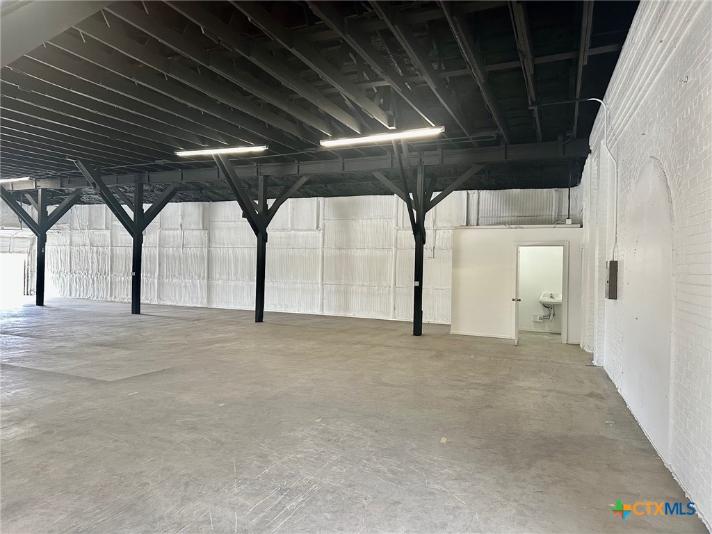 200 W New Braunfels Street W3, Seguin, TX, 78155 | 459166 | Realty Texas LLC