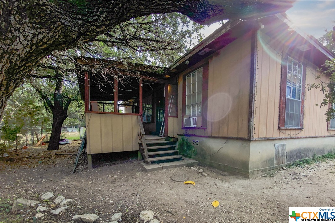 429 Buckingham Drive , Canyon Lake, TX, 78133 | 458753 | Realty Texas LLC