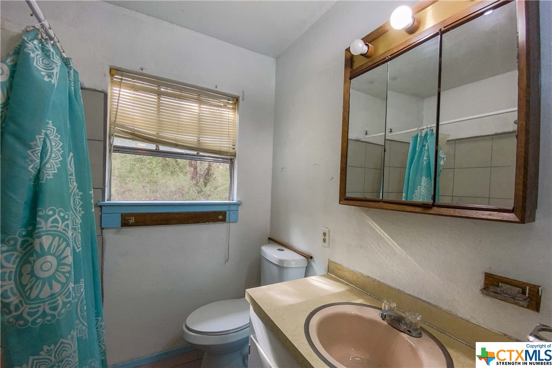 429 Buckingham Drive , Canyon Lake, TX, 78133 | 458753 | Realty Texas LLC