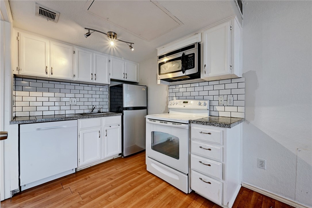 701 Nelray Boulevard 4 , Austin, TX, 78751 | 7310114 | Realty Texas LLC