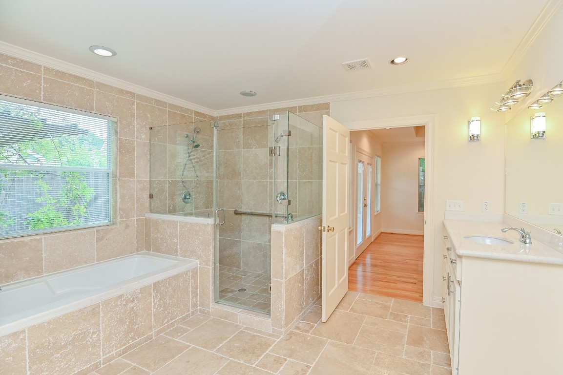 4375 Harvest Lane , Houston, TX, 77004 | 95508674 | Realty Texas LLC