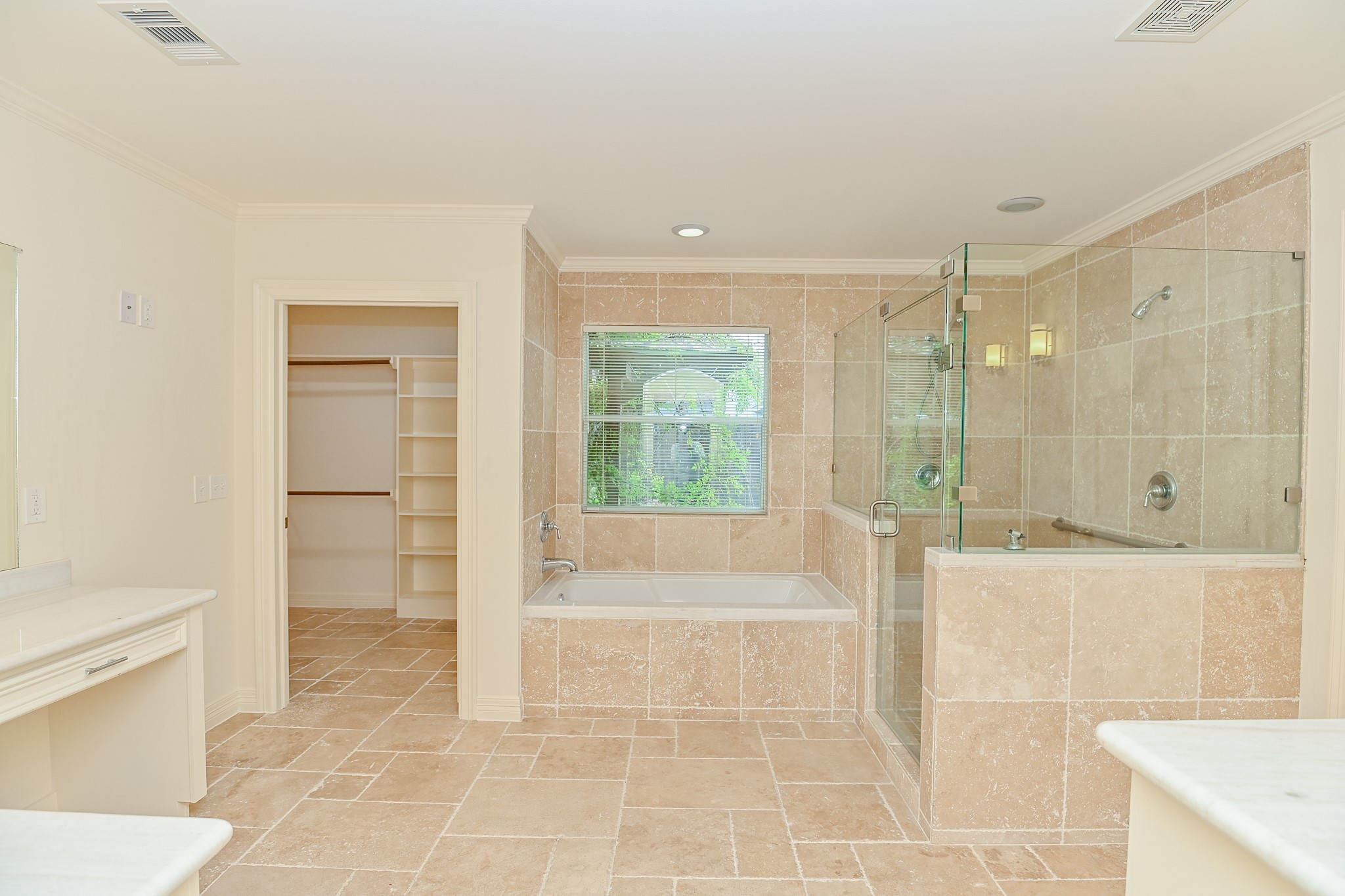 4375 Harvest Lane , Houston, TX, 77004 | 95508674 | Realty Texas LLC