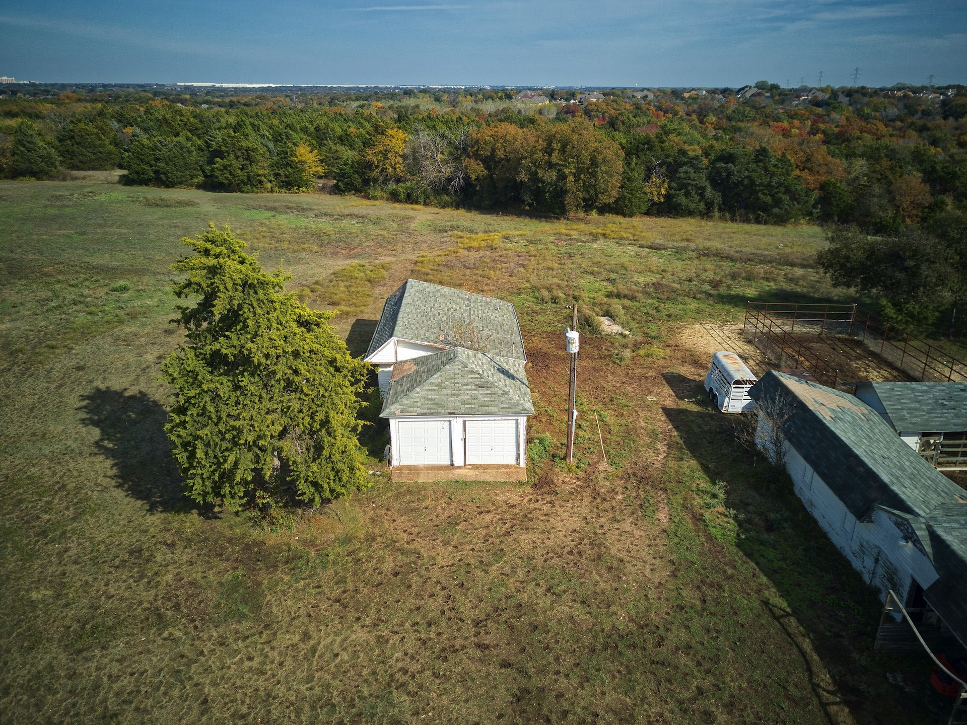 1318 N J Elmer Weaver Freeway , Cedar Hill, TX, 75104 | 14221572 | Realty Texas LLC