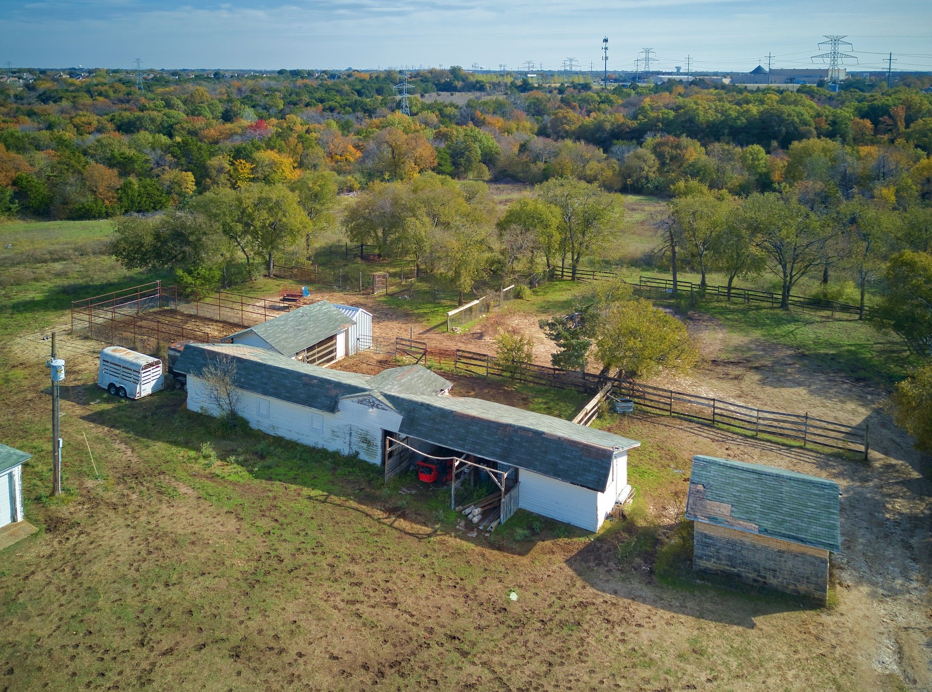 1318 N J Elmer Weaver Freeway , Cedar Hill, TX, 75104 | 14221572 | Realty Texas LLC
