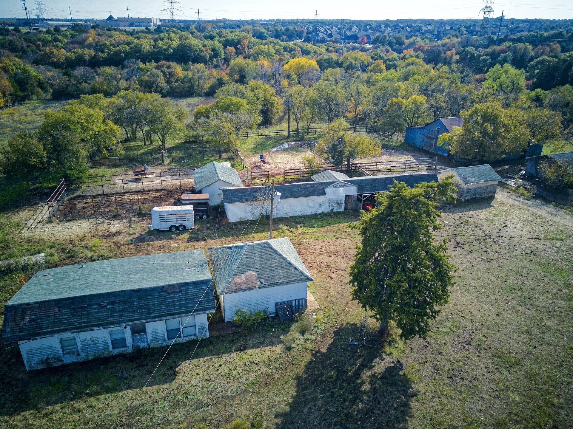 1318 N J Elmer Weaver Freeway , Cedar Hill, TX, 75104 | 14221572 | Realty Texas LLC